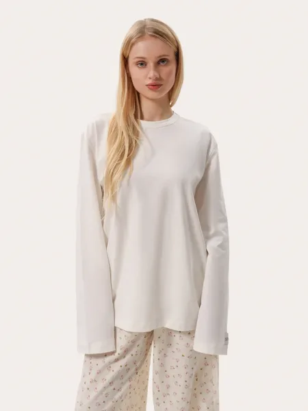 Bluză oversize culoare lapte, cu mânecă lungă