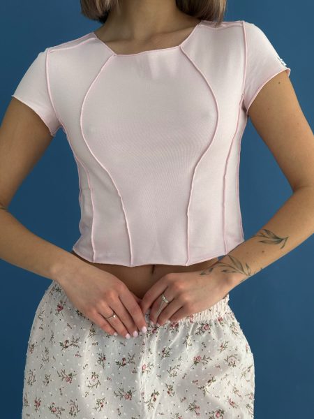Tricou roz mulat cu cusături decorative