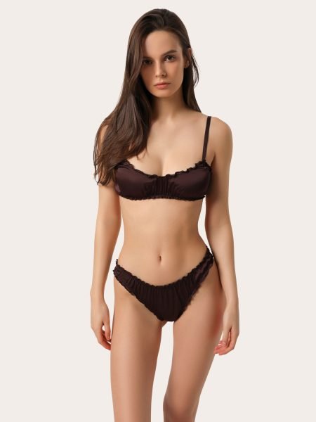 Set de lenjerie din mătase cu volane – ciocolatiu