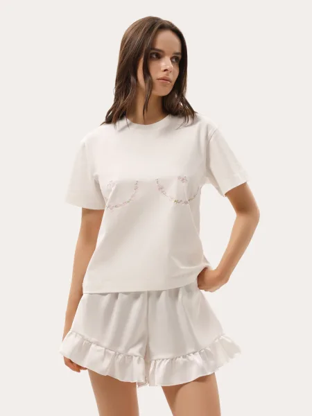Tricou ivoire cu broderie pe piept